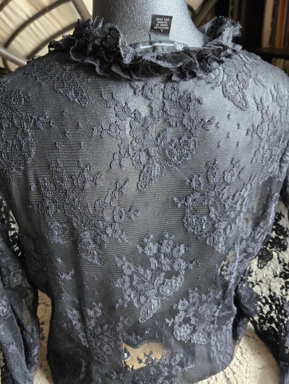Y2k Gothic Lace Blouse - Picture 4 of 8
